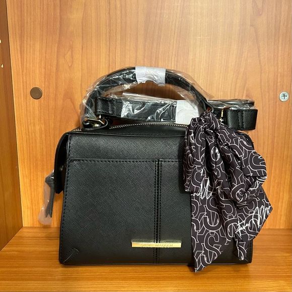 Steve Madden Bags Nwt Steve Madden Breese Crossbody Bag Black